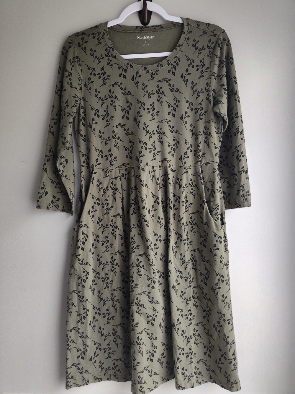 NorthStyle Olive Green Long Sleeve Dress with Black Leaf Print